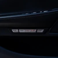 BMW 740 740E IPERFORMANCE 2.0 240kW thumbnail