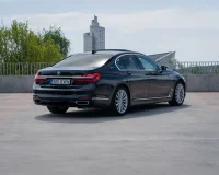 BMW 740 740E IPERFORMANCE 2.0 240kW thumbnail