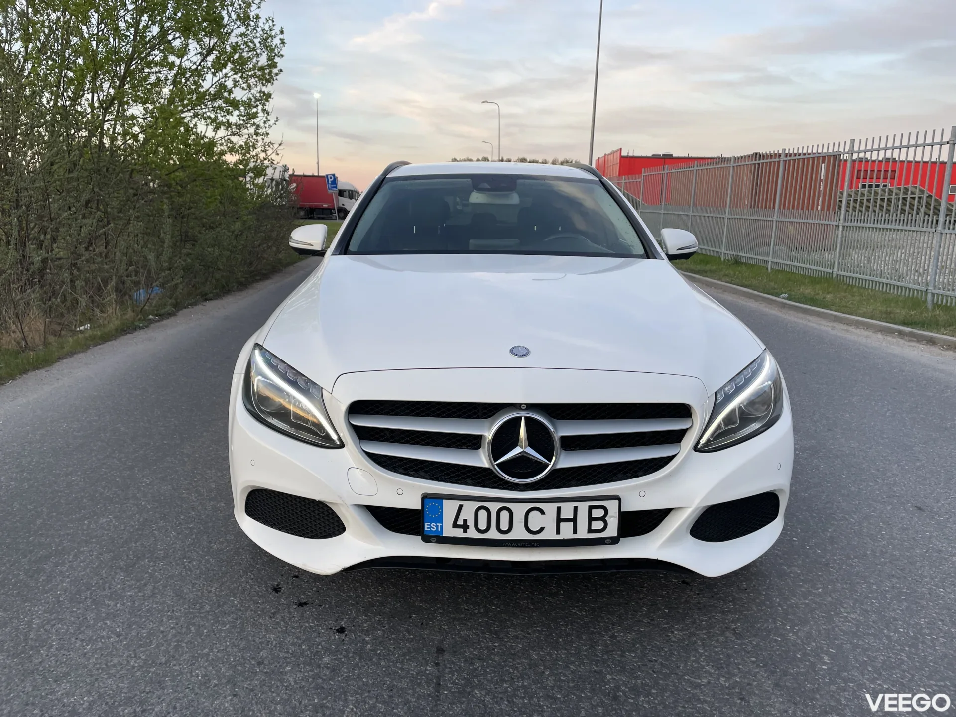 Mercedes-Benz C200 1.6 100kW