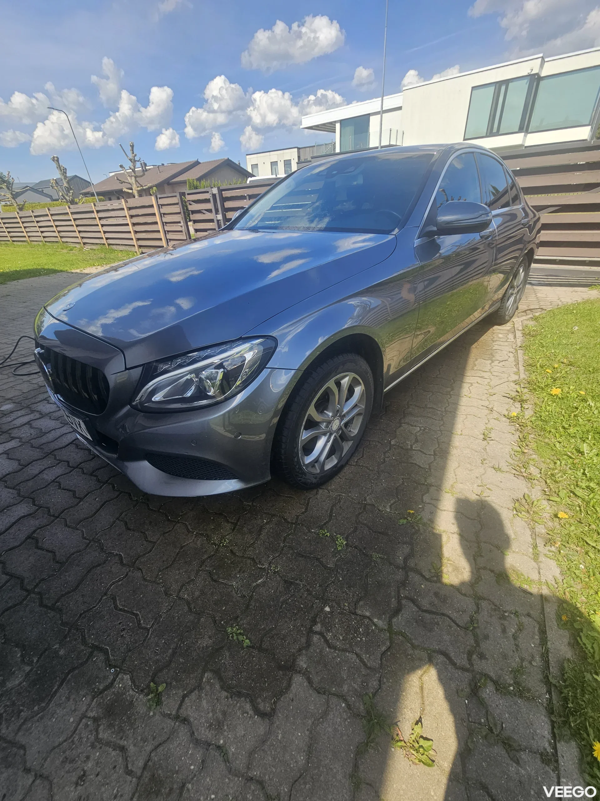 Mercedes-Benz C200 W205 2.0 135kW