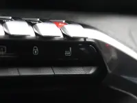 Peugeot 3008 1.5 96kW thumbnail