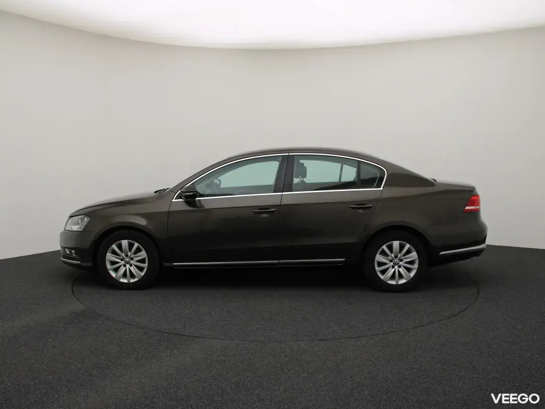 Volkswagen Passat 1.6 77kW