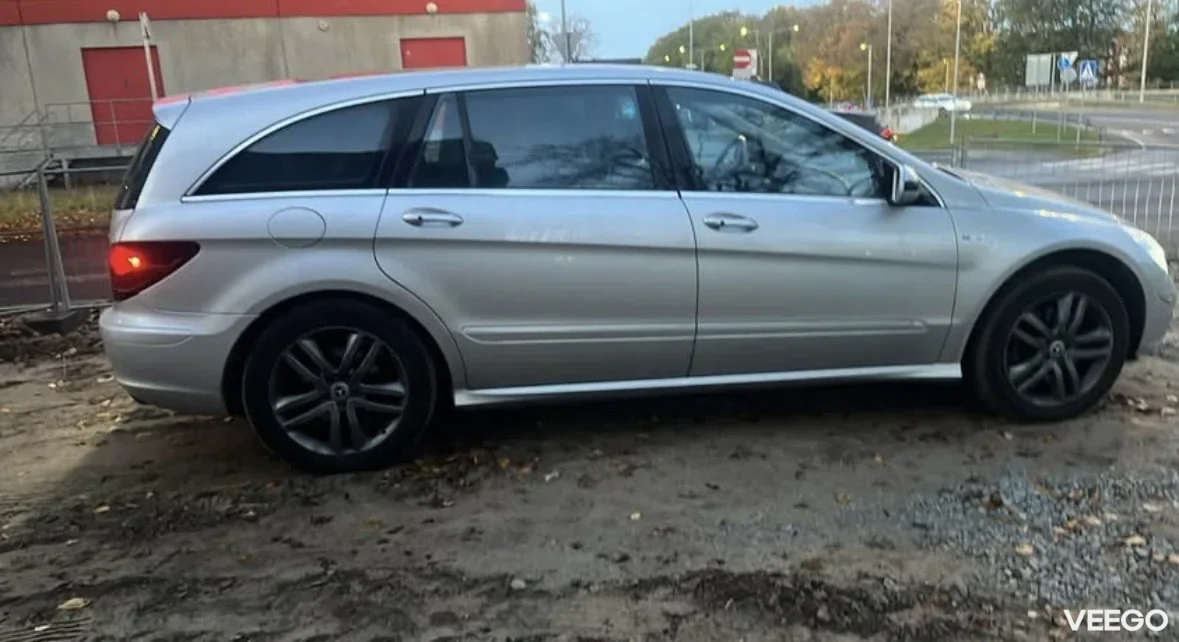 Mercedes-Benz R320 Long 3.0 165kW