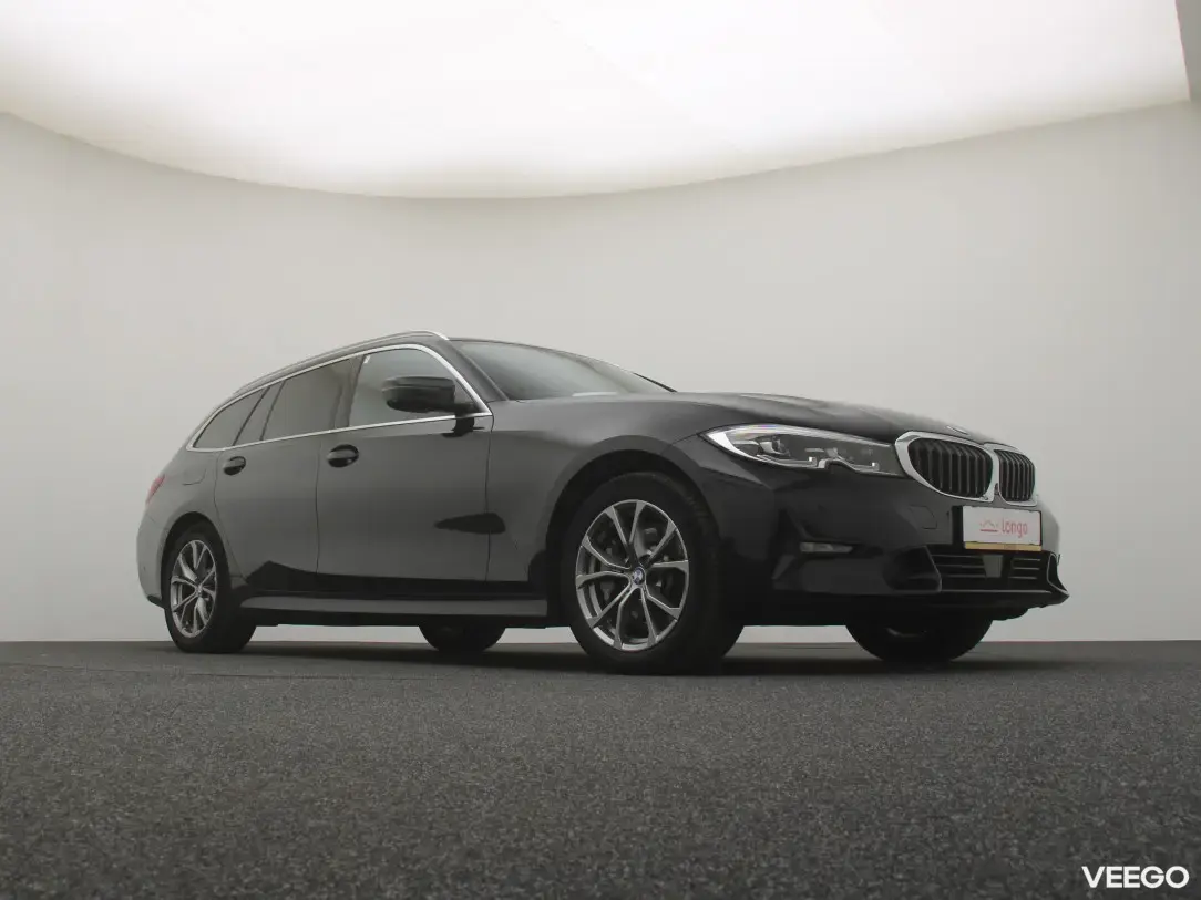 BMW 330 2 135kW