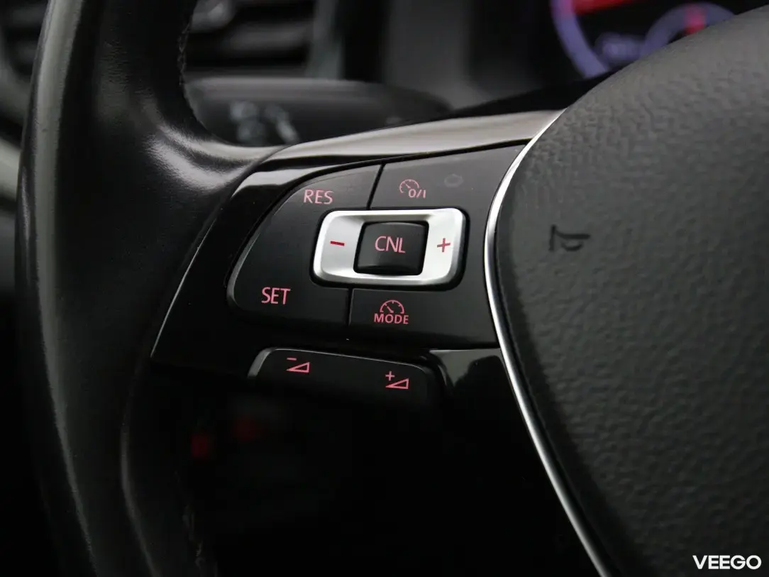 Volkswagen Polo 1 59kW