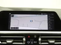 BMW 330 2 135kW thumbnail