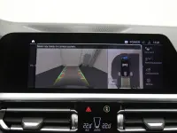 BMW 330 2 135kW thumbnail