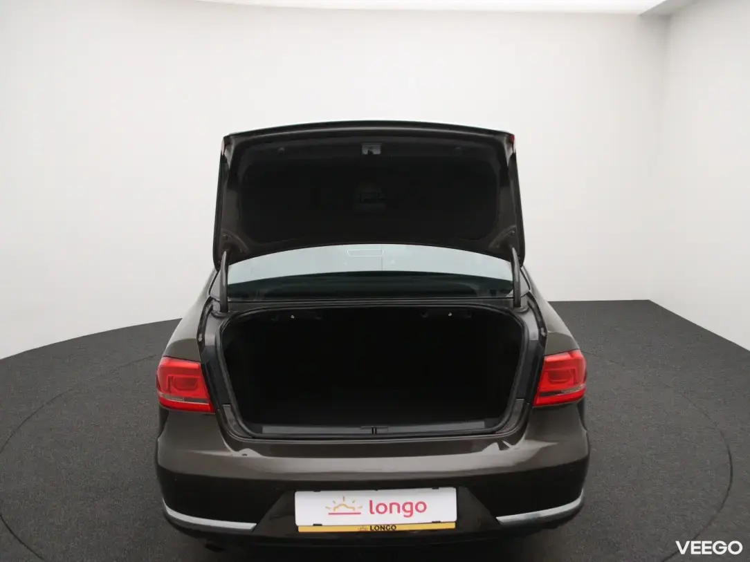 Volkswagen Passat 1.6 77kW