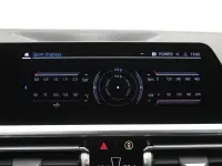 BMW 330 2 135kW thumbnail
