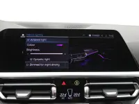 BMW 330 2 135kW thumbnail