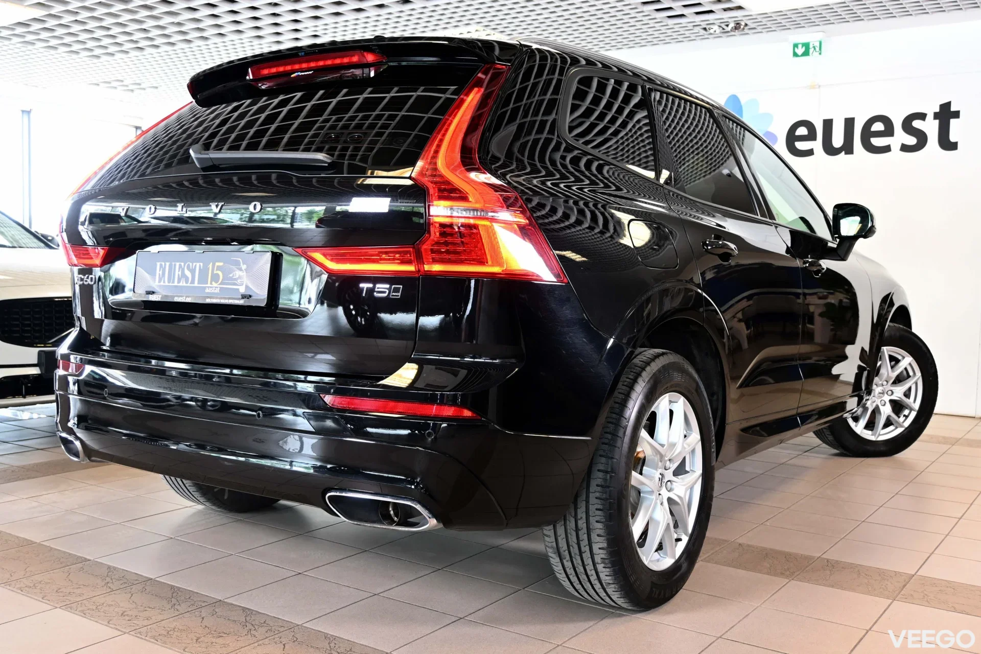 Volvo XC60 AWD H&K INSCRIPTION EXPRESSION XENIUM INTELLI SAFE 184kW
