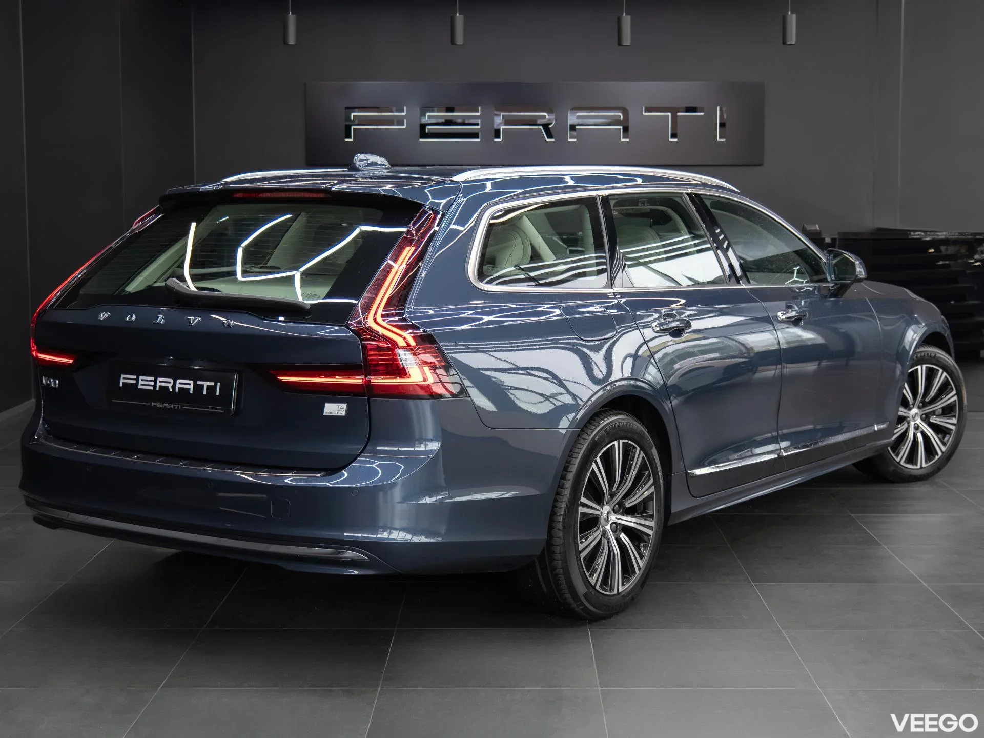 Volvo V90 2.0 251kW