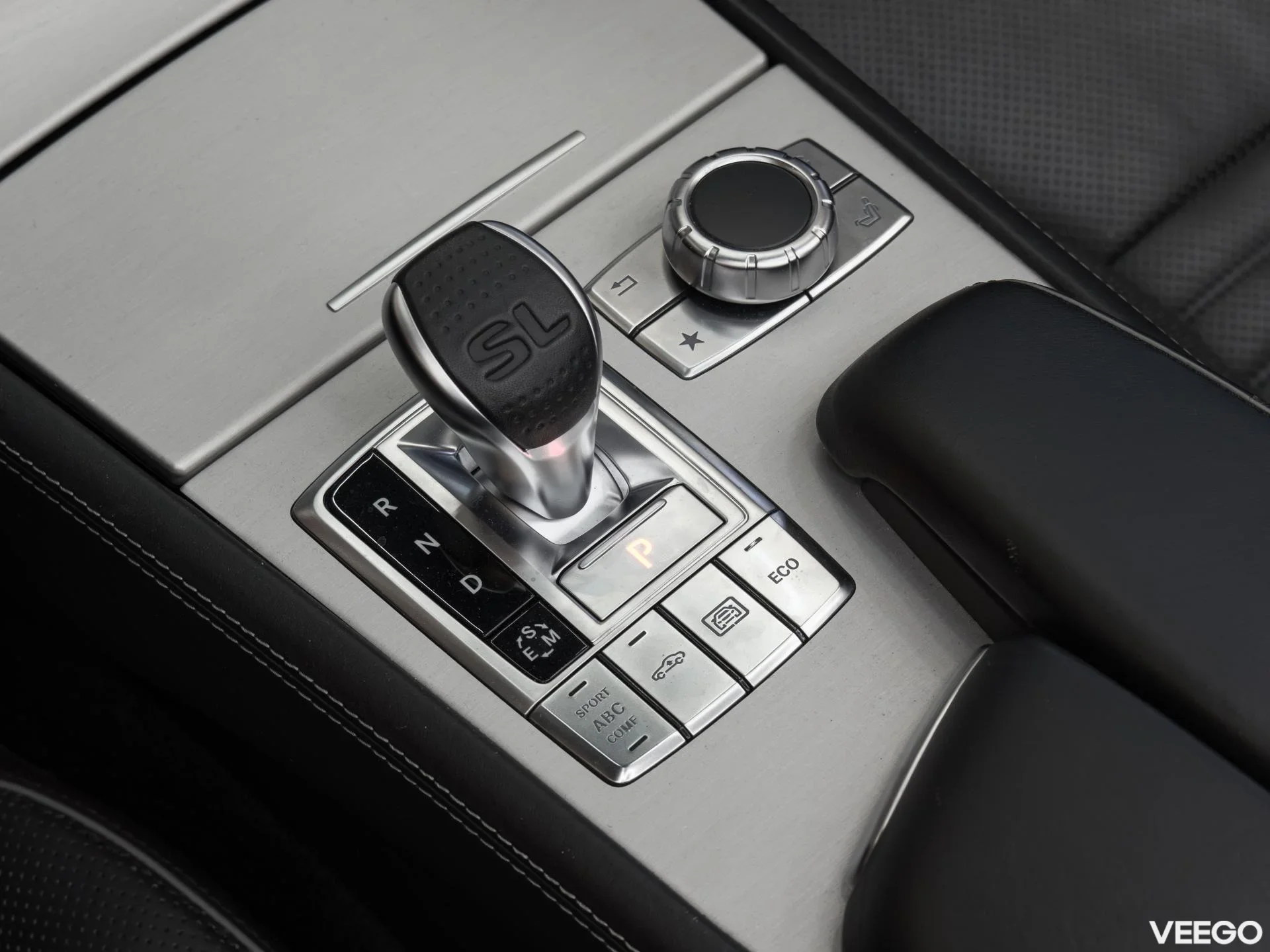 Mercedes-Benz SL500 4.7 320kW