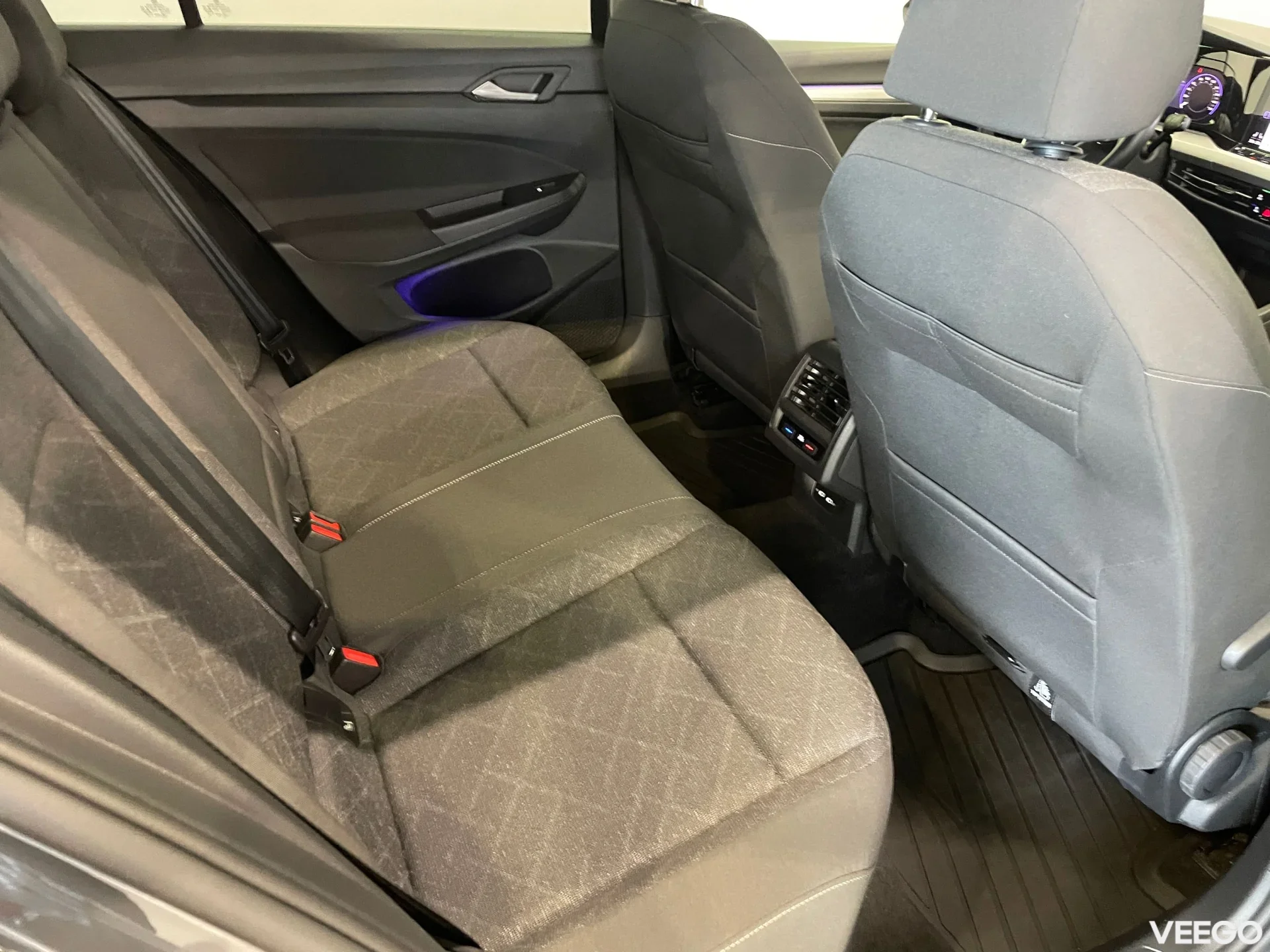 Volkswagen Golf - 1.5 96kW