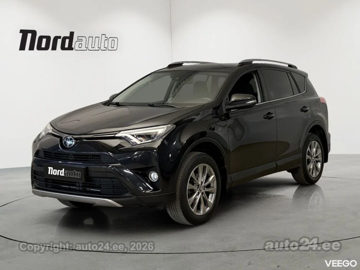 Toyota RAV4 Luxury Plus AWD 2 112kW