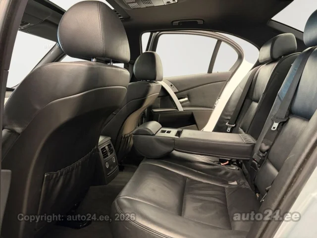 Image of BMW M5 V10 5 373kW