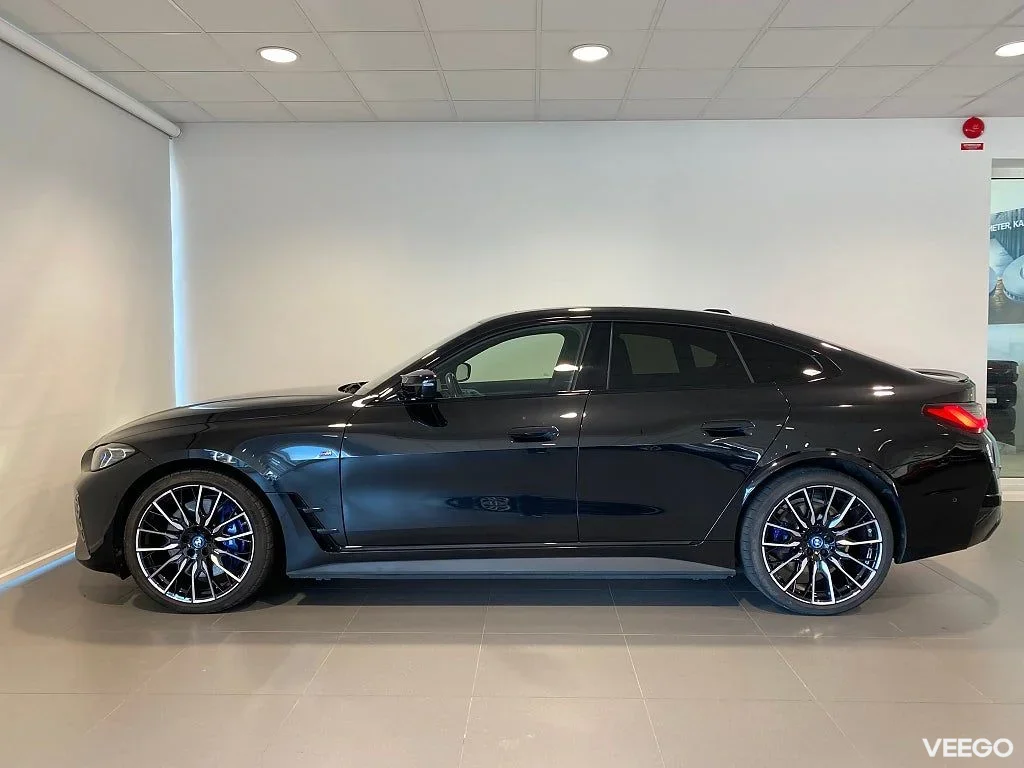 BMW i4 M50 4,95% ränta H/K HUD Keyless AdaptivFarthållare Drag 400kW
