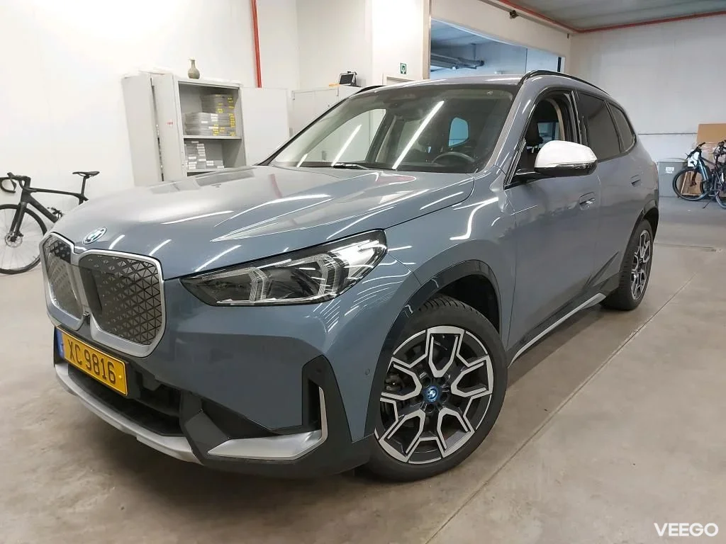 BMW iX1 xDrive30 104kW