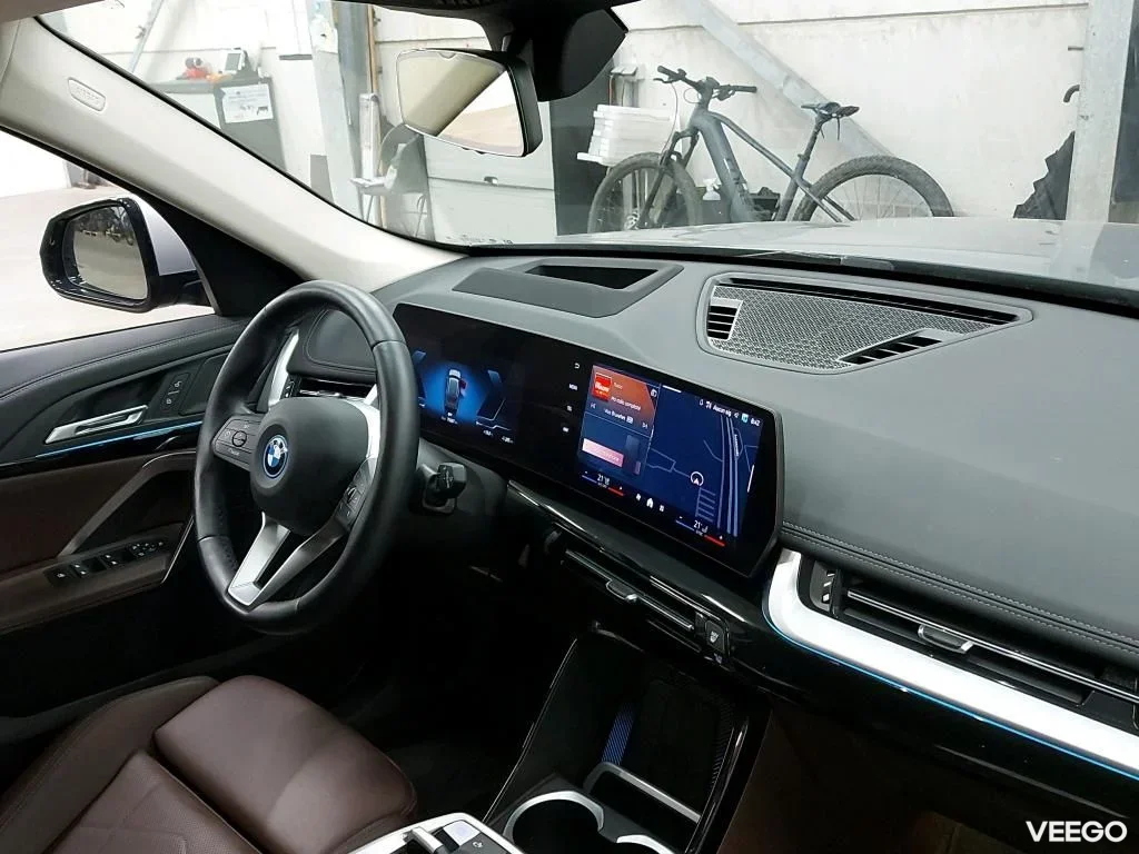 BMW iX1 xDrive30 104kW