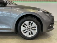 Skoda Octavia Combi Ambition m-Hybrid 1.5 110kW thumbnail