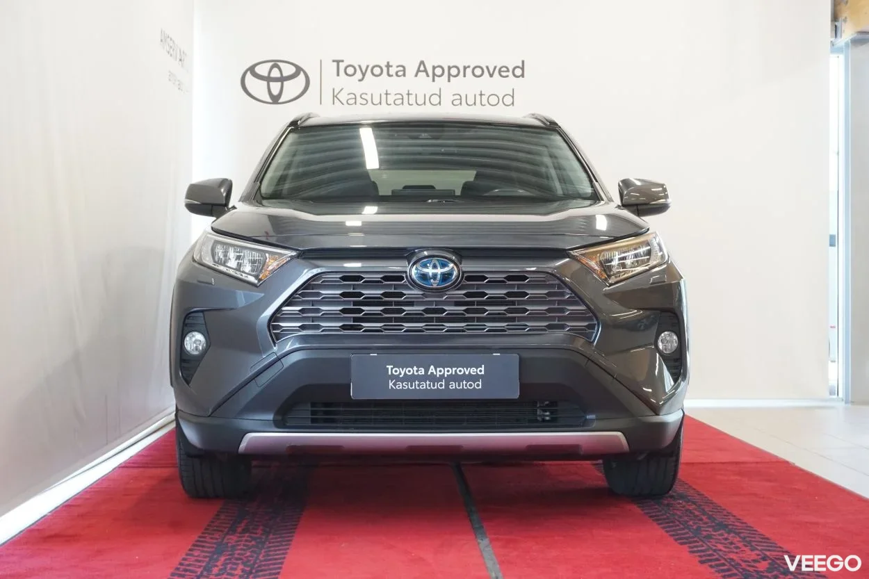 Toyota RAV4 Luxury Plus 2.5 131kW