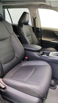 Toyota RAV4 131kW thumbnail