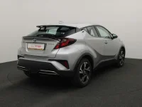 Toyota C-HR 2 135kW thumbnail