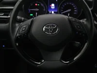 Toyota C-HR 2 135kW thumbnail
