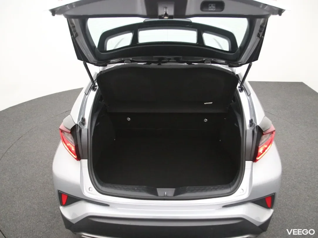 Toyota C-HR 2 135kW