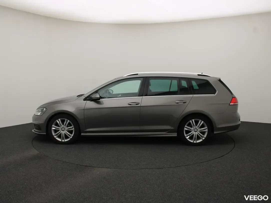 Volkswagen Golf 1.6 81kW