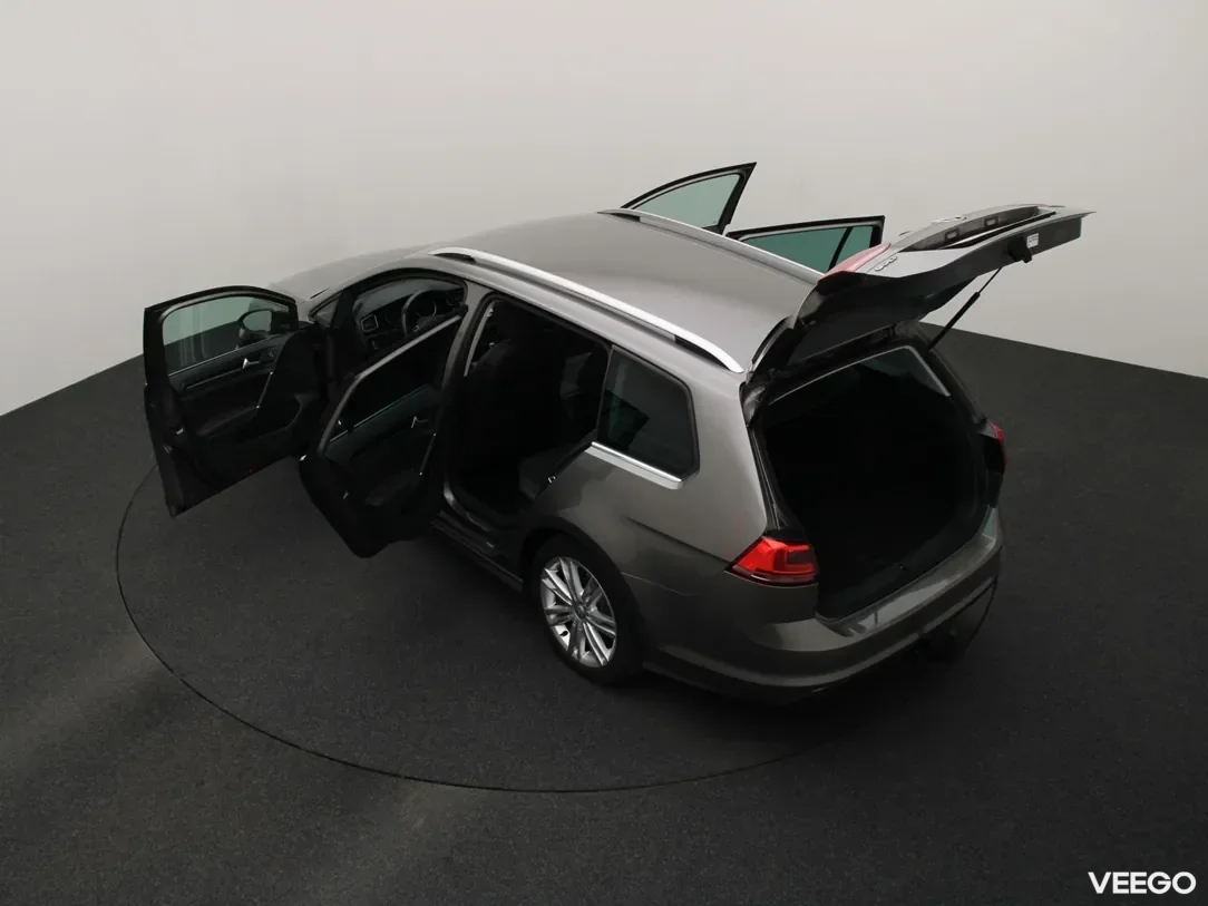 Volkswagen Golf 1.6 81kW