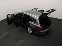 Volkswagen Passat 1.4 160kW thumbnail