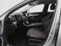Mercedes-Benz E220 2 143kW thumbnail