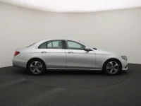Mercedes-Benz E220 2 143kW thumbnail
