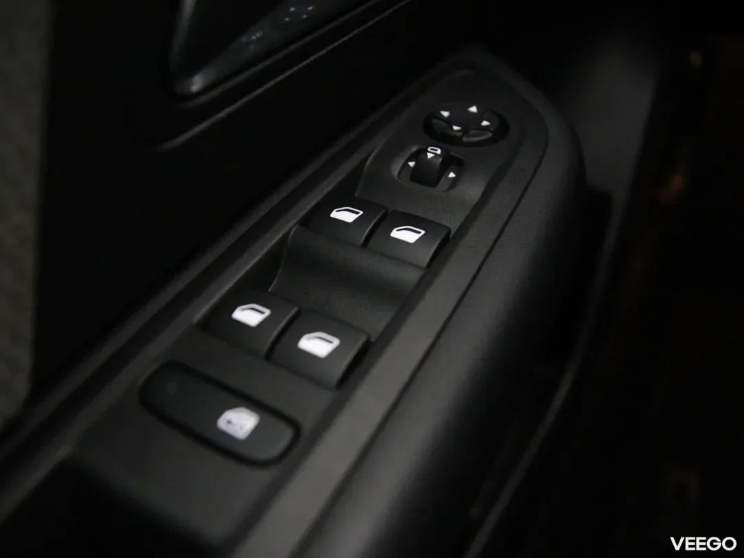 Citroen C4 1.2 96kW