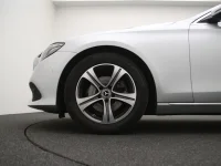 Mercedes-Benz E220 2 143kW thumbnail