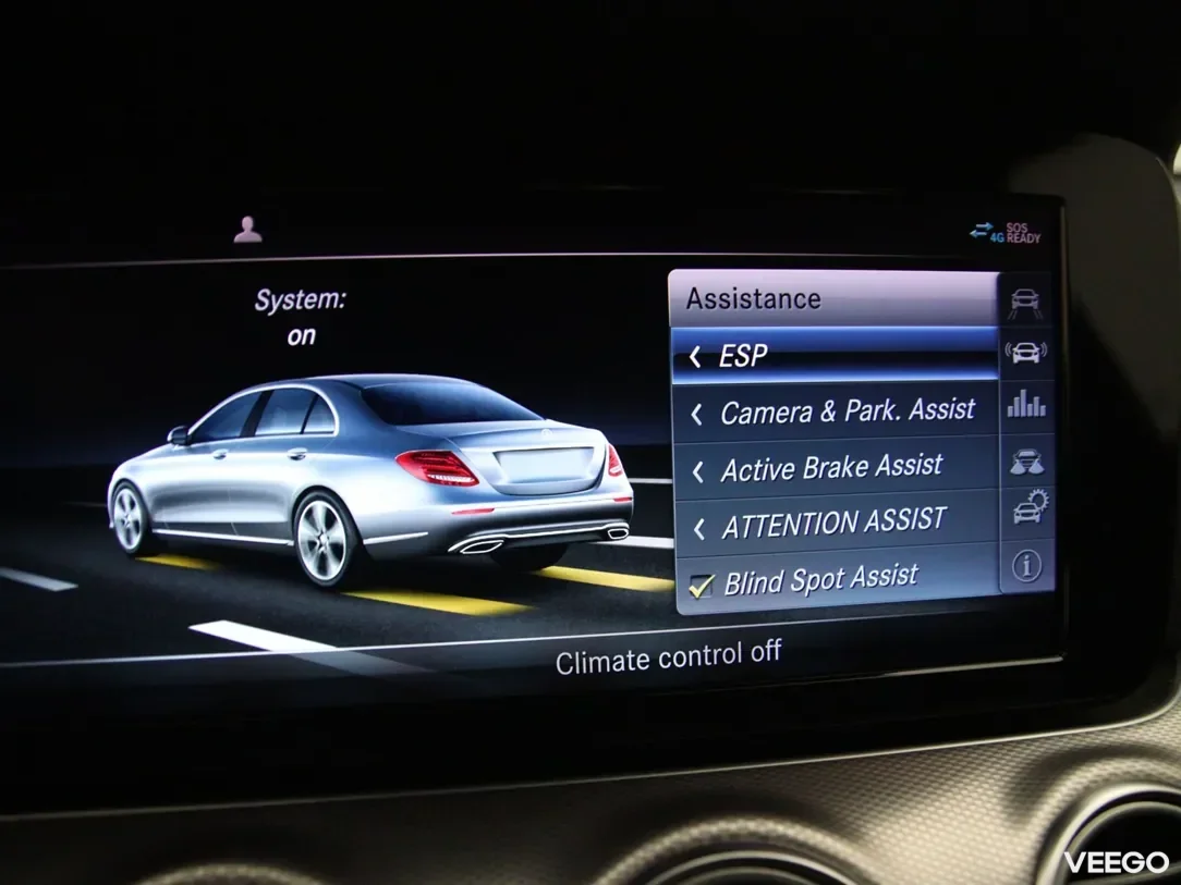 Mercedes-Benz E220 2 143kW