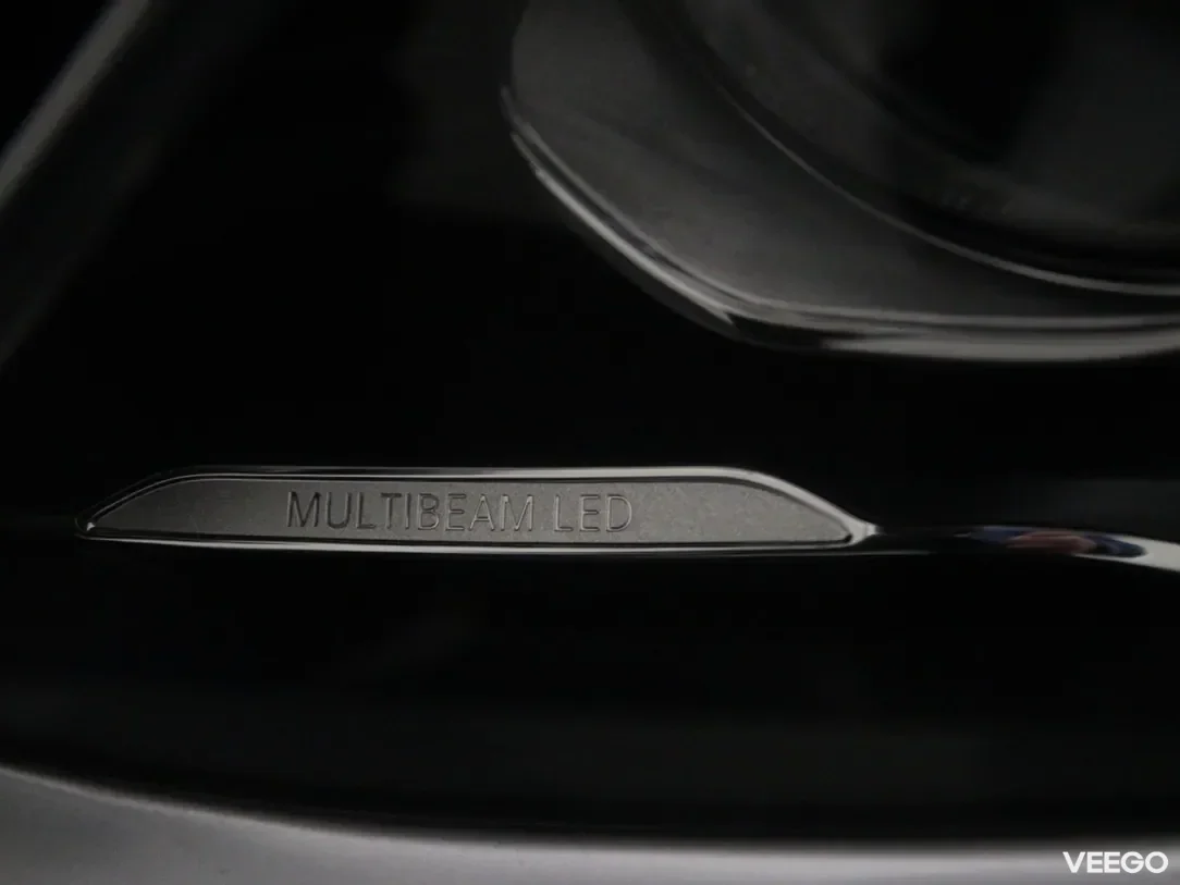 Mercedes-Benz E220 2 143kW