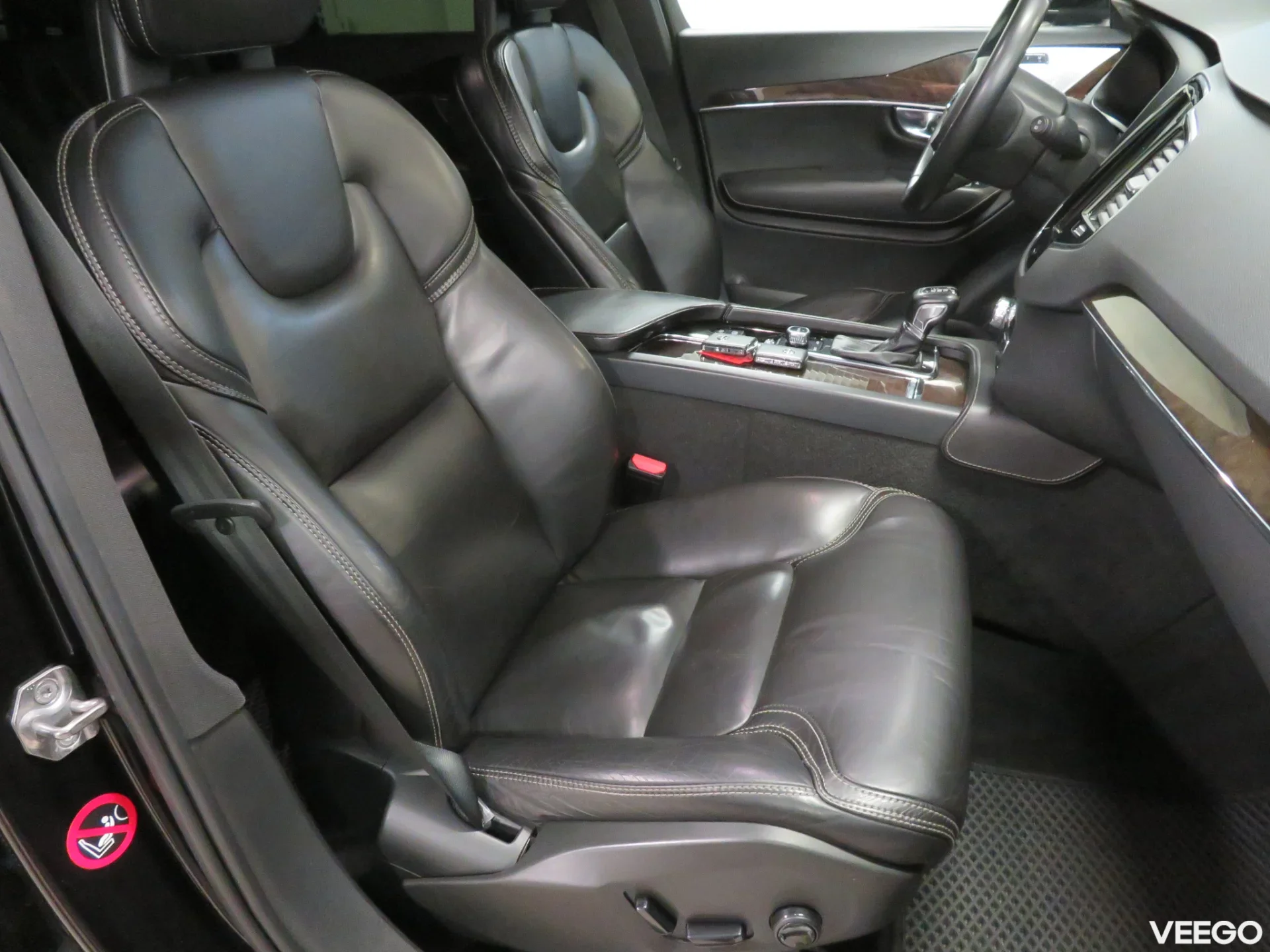 Volvo XC90 2.0 173kW