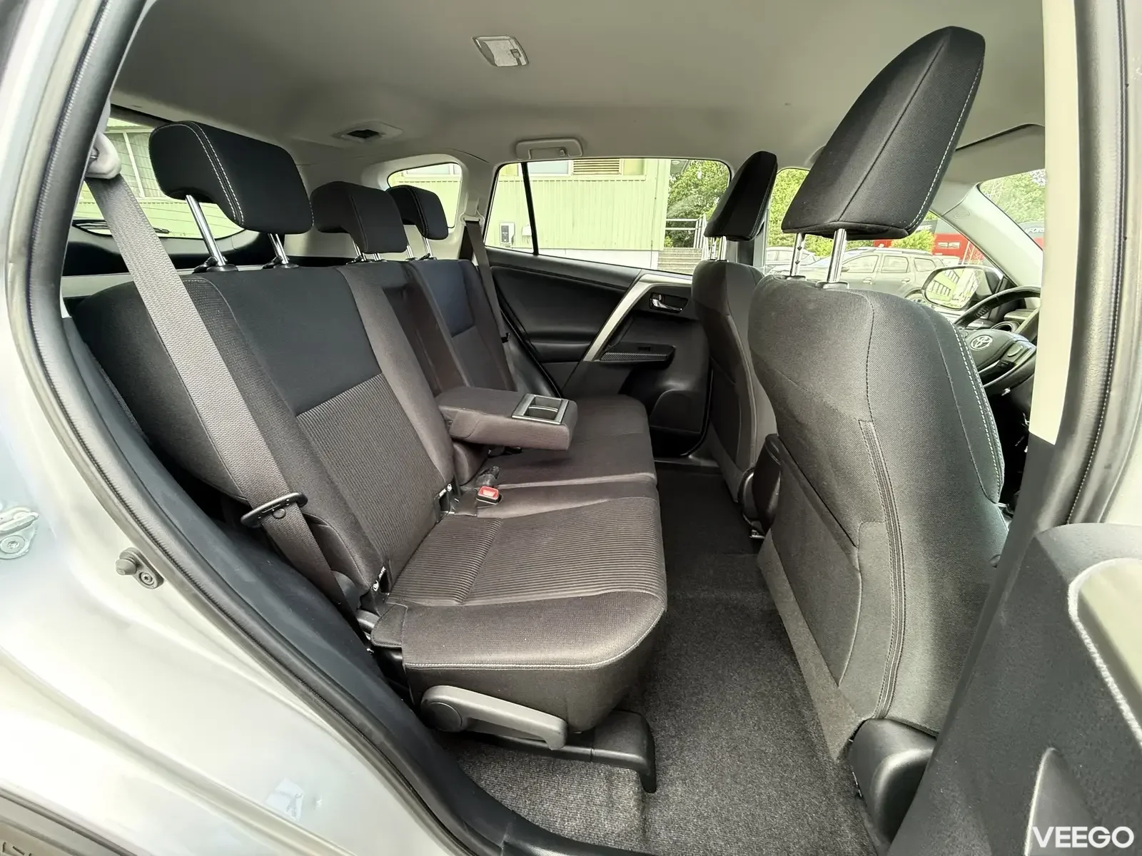 Toyota RAV4 AWD 4x4 Comfort 2.2 110kW