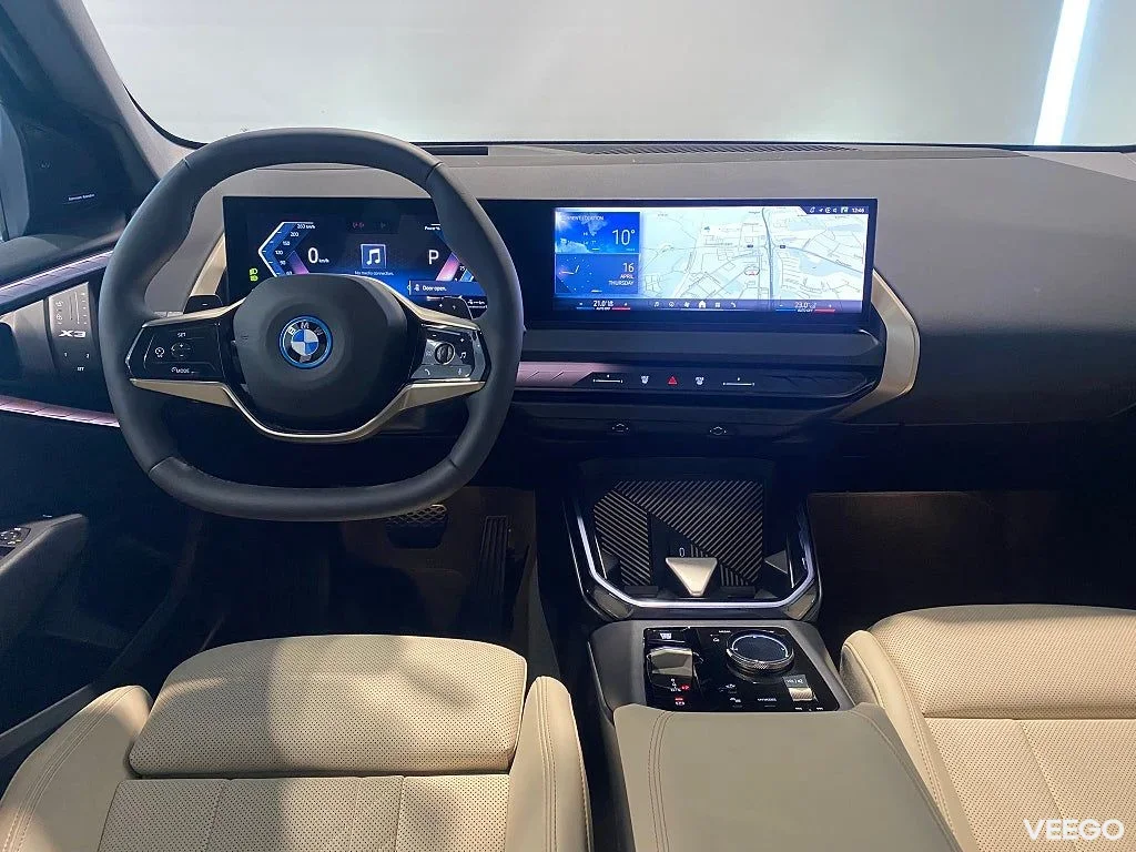 BMW X3 30e xDrive 4,95% ränta Keyless Elstolar Adapt Fart* H/K