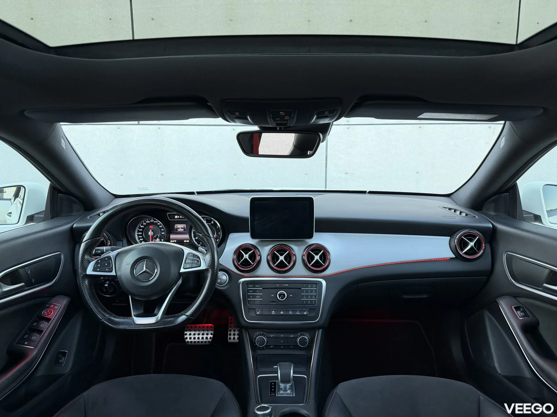 Mercedes-Benz CLA45 AMG 2.0 265kW