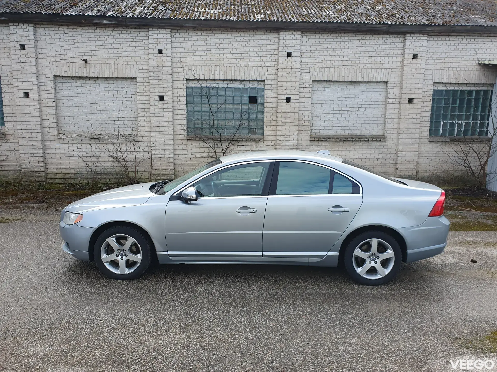 Volvo S80 2.5 147kW
