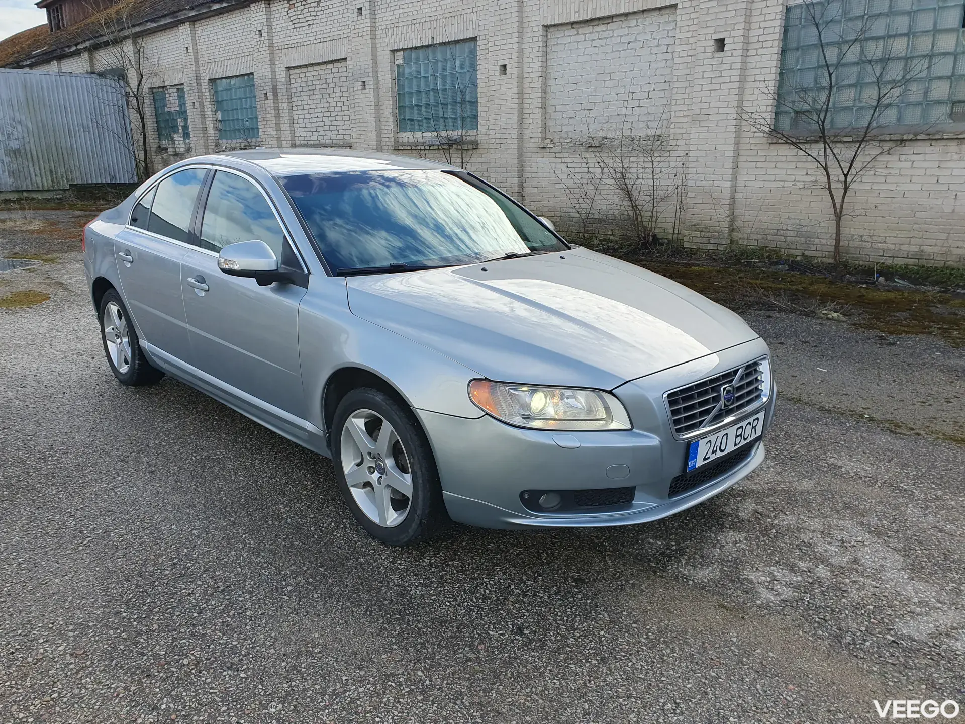 Volvo S80 2.5 147kW