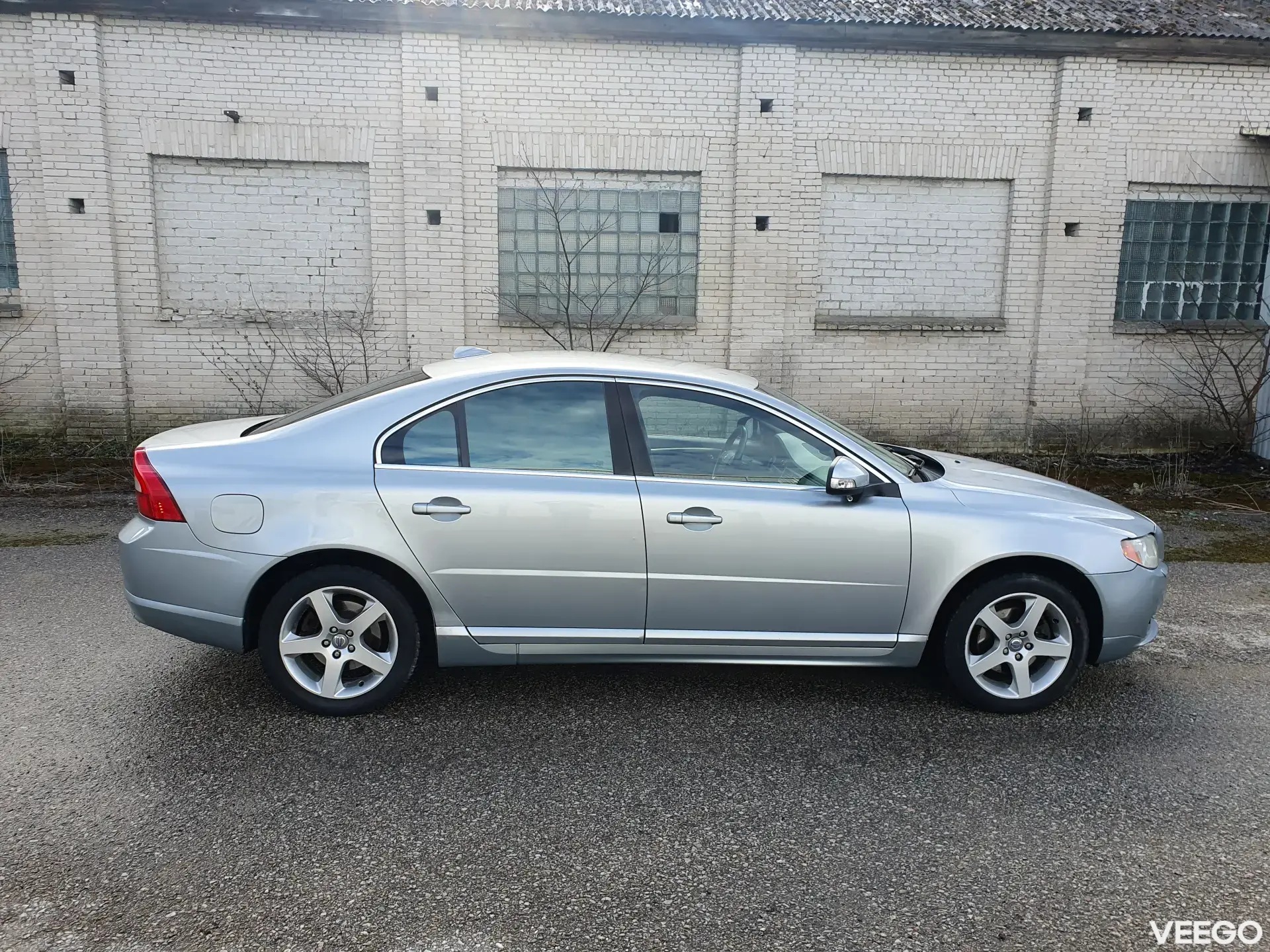 Volvo S80 2.5 147kW