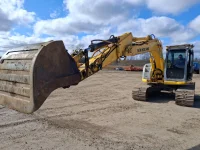New Holland E135SR