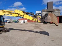 New Holland E135SR