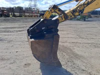 New Holland E135SR