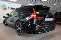 Volvo V60 AWD T6 H&K HUD DARK PLUS XENIUM INTELLI SAFE PRO 2 293kW thumbnail