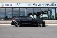 Volvo V60 AWD T6 H&K HUD DARK PLUS XENIUM INTELLI SAFE PRO 2 293kW thumbnail